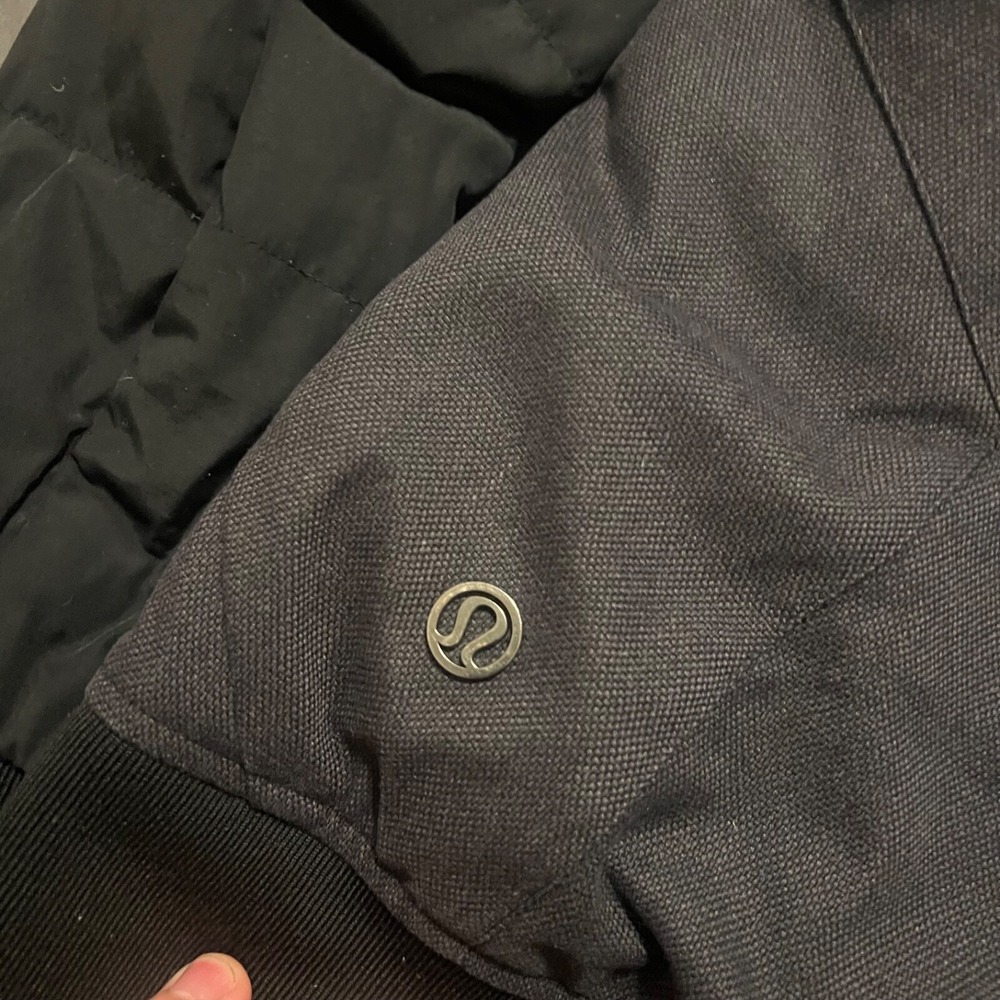 Lululemon Chilly Bomber Size 6 Goose Down Black Puffer‎ Zip Up Jacket - Picture 6 of 13